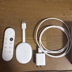 Chromecast with Google TV 本体とリモコンのサムネイル