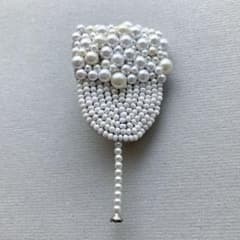 (494)ビーズ刺繍ブローチ　北欧風花のサムネイル