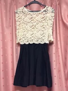 値下げしました【美品】snidel ♡レース切り替えワンピースのサムネイル