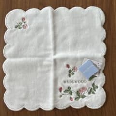WEDGWOOD 花柄刺繍タオルハンカチのサムネイル