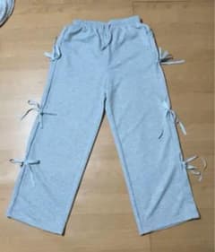 SHEIN スウェットパンツのサムネイル
