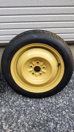 ヴォクシー スペアタイヤのサムネイル