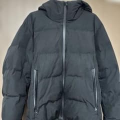 UNIQLO ブラック ダウンジャケット Lのサムネイル