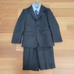キッズ フォーマルスーツ 120cm　卒園式·入学式のサムネイル
