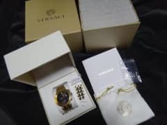 ヴェルサーチ VERSACE 腕時計 クウォーツ スイス製 50m防水 29G - メルカリ