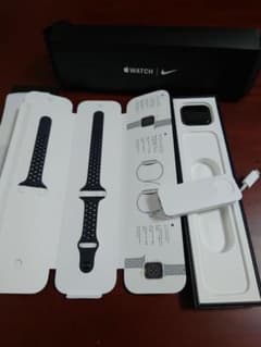 Apple Watch Nike SE（GPSモデル）のサムネイル