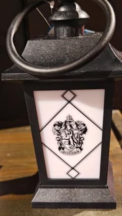 USJ ハリーポッター 四寮紋章デザイン ランタン - メルカリ