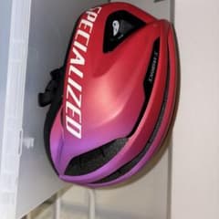 【美品】Specialized ヘルメット prevail3 チームレプリカのサムネイル