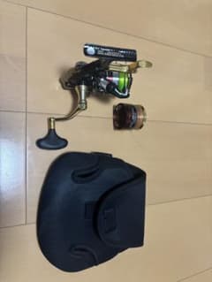 シマノ14BB-XハイパーフォースC2000DXG 替えスプール付き - メルカリ