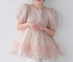 パフスリーブ フリル チュニック ピンク　fit more フィットモア パフスリーブ フリル チュニック ピンク fit more フィットモア - メルカリ