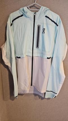 On Weather Jacket ランニングジャケットのサムネイル