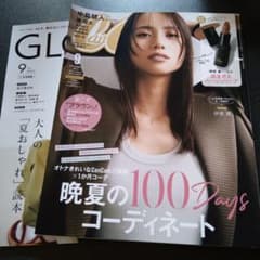 GLOW、CanCam最新９月号2冊セットのサムネイル