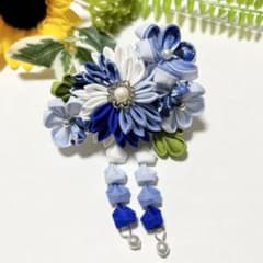 ブローチ~つまみ細工~のサムネイル