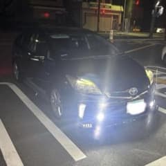 プリウス30後期Sツーリングのサムネイル
