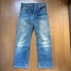 希少 90s 日本製 Levi's 701XX W30赤耳 復刻 希少 90s 日本製 Levi's 701XX W30赤耳 復刻 - メルカリ