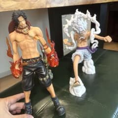 ワンピース フィギュア エース ルフィ ギア5 セットのサムネイル