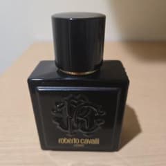 Roberto Cavalli UOMO 香水 50mlのサムネイル