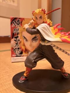 鬼滅の刃 煉獄杏寿郎 フィギュアのサムネイル