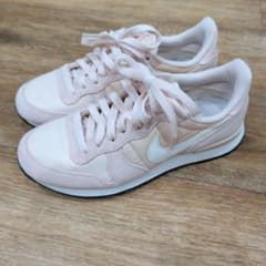 NIKE スニーカー24.5cmのサムネイル