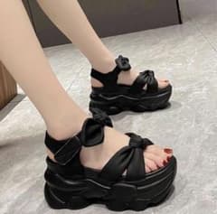 リボン付き 厚底サンダル ブラックのサムネイル