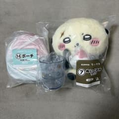 ちいかわ エニマイくじ らっこ ぬいぐるみ ポーチ コップ セットのサムネイル