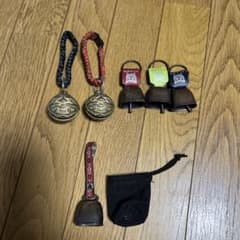 熊鈴 6個セット 収納袋付きのサムネイル