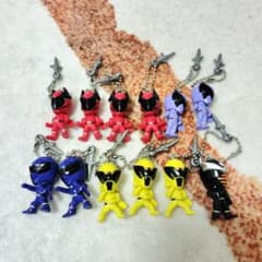 入浴剤のボールチェーン　キングオージャーフィギュア 12セット バンダイ