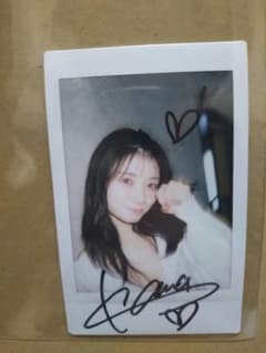 瀬戸環奈 直筆サイン入りチェキ ⑦のサムネイル