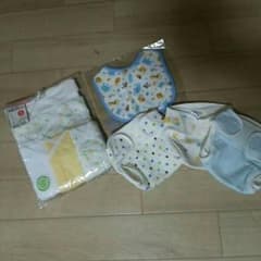 50cm新生児肌着☆布おむつ よだれかけのサムネイル