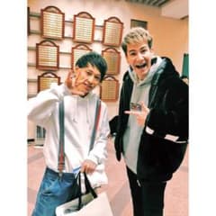 UVERworld TAKUYA着用 PABLOパーカーのサムネイル