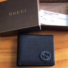GUCCI グッチ 二つ折り財布のサムネイル
