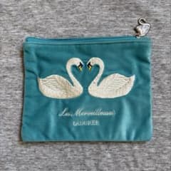 レ・メルヴェイユーズ ラデュレ 白鳥 ポーチのサムネイル