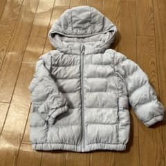 UNIQLOキッズダウン　90のサムネイル