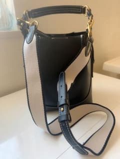 【美品】 ZARA ショルダーバッグのサムネイル