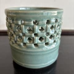 焼物　工芸　芸術　箸立て　ペン立て　平山　青緑色 透かし彫り 陶器 植木鉢