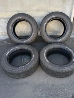 訳あり格安】BFグッドリッチ A/T LT245/65R17 中古タイヤ4本のサムネイル