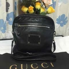 GUCCI バッグ 本物！のサムネイル