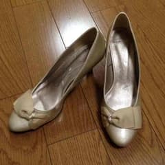 まなれい様専用！新品♪ゴールドパンプスのサムネイル