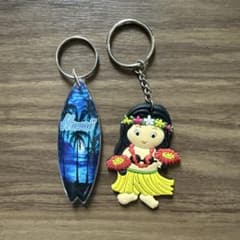 ハワイ サーフボード フラガール キーホルダー 2点セット