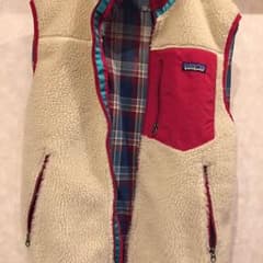 patagoniaパタゴニアボアフリースベストのサムネイル