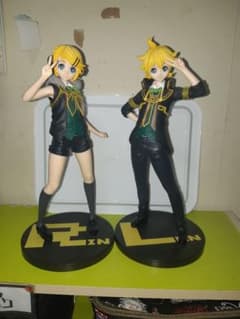鏡音 リン レン フィギュア セットのサムネイル
