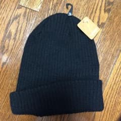 ニット帽 ニットキャップ　新品　ニット　帽子　タグ付きのサムネイル