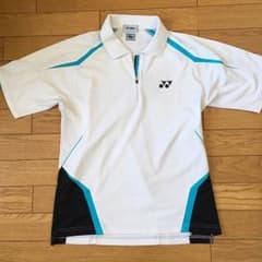 バドミントン ユニフォームのサムネイル