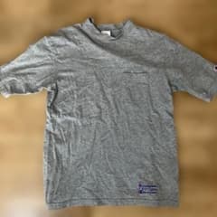 Champion グレー Tシャツ ポケット付きのサムネイル