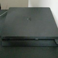 Ps4スリム　メモリーは500のサムネイル