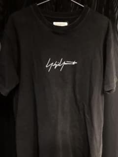 YOHJI YAMAMOTO POUR HOMME × NEW ERA Tシャツのサムネイル