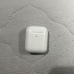 AirPods ケースのみのサムネイル