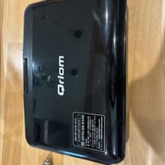 Qriom ポータブルDVDプレーヤー CPD-N93(B) 本体のサムネイル