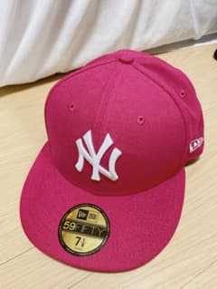 NEWERA ニューヨーク・ヤンキース ピンク✕ホワイトのサムネイル