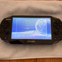 PlayStation®Vita クリスタル・ブラック 3G/Wi-Fiモデル…のサムネイル
